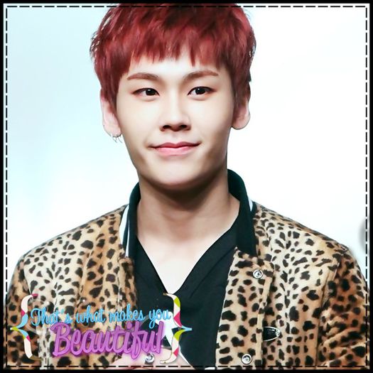♫ *vine cu cutii+Hye; lasa cutiile jos* Uai..de cand n-am mai folosit asteaa? ._. *desc*; M-am innecat cu praf. ._. :))
