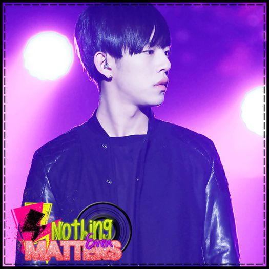 ^D^ Sosetele pt semineu. :)) *se uita la Hye* Gata? :) *ia sosetele* - ix __ Episodul 078 __ xi