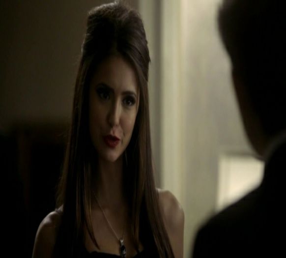 ❤;. #se pune pe canapea si arunca clopoteii p-acolo. - here - episode 38 - done