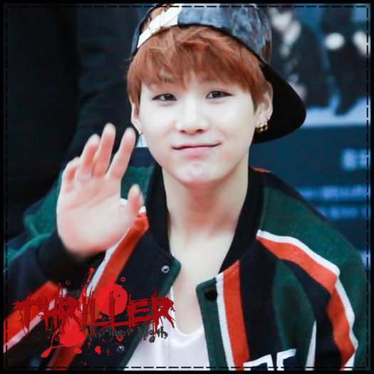 ✖ Thx Dae. :3 *se uita la Hye; zambeste* :3