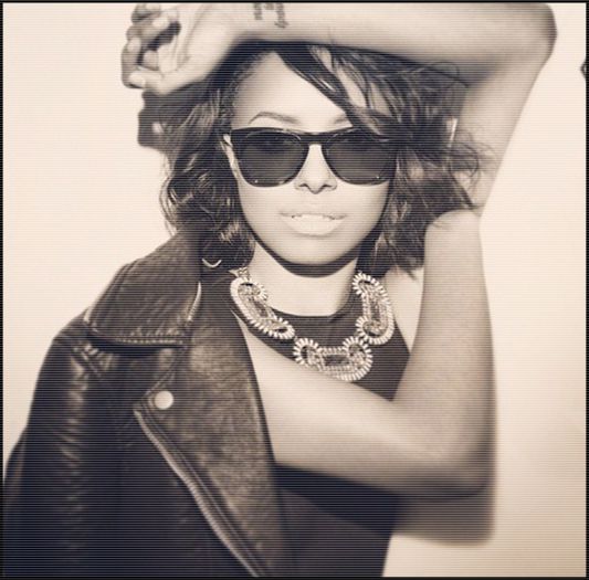 ↘ ; #se pune pe canapea, şi se joacă cu o lumânare după masă - click; aprinzând-o şi stingând-o, folosind magia.
