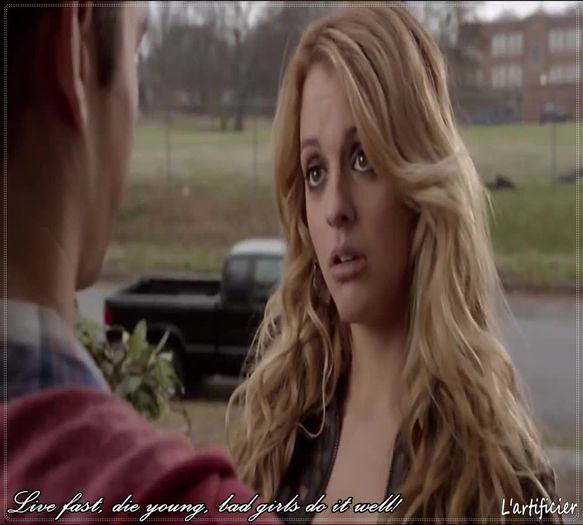 》Heey;3 Continuati nu vreau sa deranjez ceva;3#Tyler. *ii da cu coarda peste c;r* HOLA. =)) #Derek.