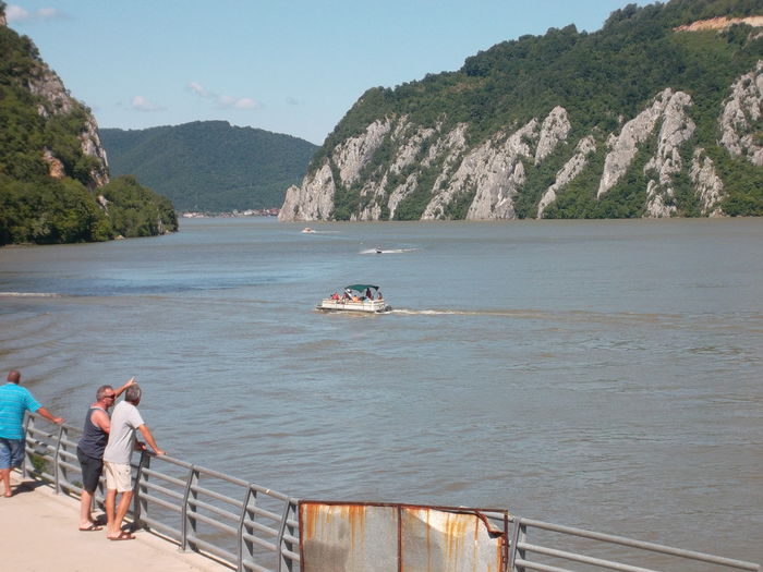 SAM_2614 - pe malul Dunarii