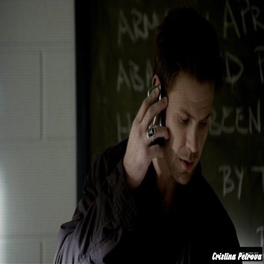 ➹❛ЯΛÐłØΛϾTłVƐ❜☂ *intră vorbind la telefon* Da, niște lemn dinăla bun, da da. - here - episode 39 - done