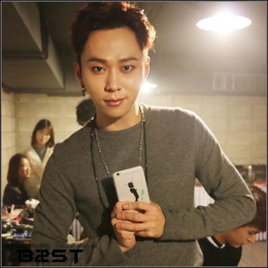 JH| .. :))