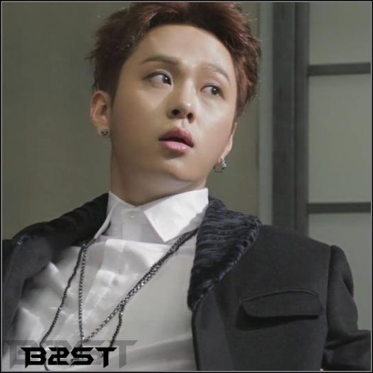 JH| .. 8-| ..Chiar îmi era dor de tine. >_> - ix __ Episodul 085 __ xi