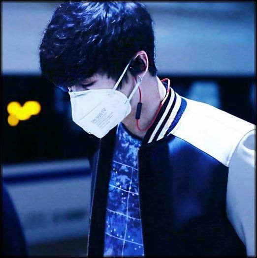 han| *intra* Hei..An nou fericit! :) *da mana cu baietii*