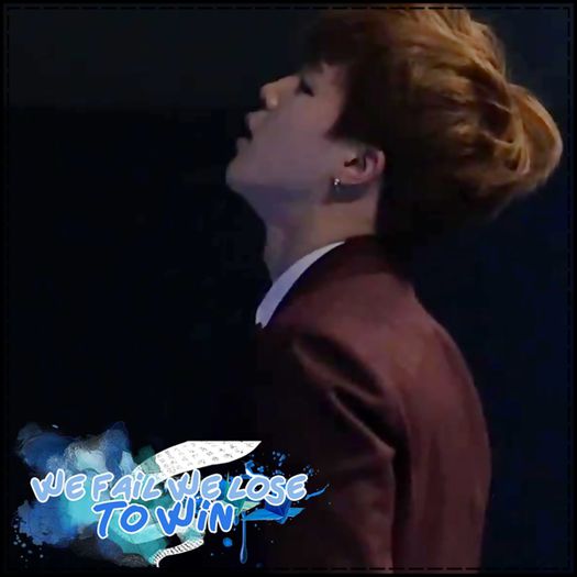 JM) :| Seoo..nu asa. :)) *isi ridica pantalonii[lol.]* In alt mod. :p :|