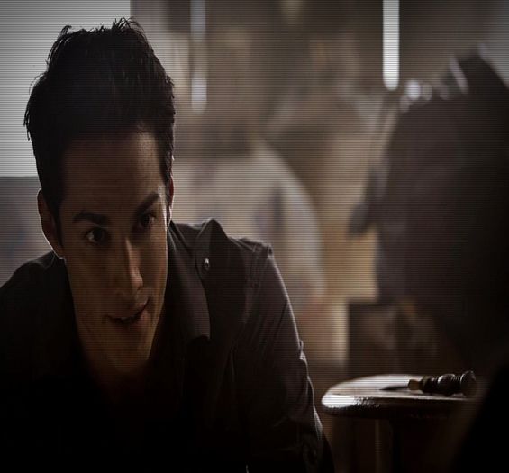 ▬ ❝Nu stiu unde a ascuns nebuna de mama banii inainte sa mo;ara...#elena[=))) + [cl]; Eu cred ca`i place sa sufle la mai multe ga;uri, adica la nai...|surade| Sa ma iei si pe mine 2 zile in vacanta la casa aia a ta...#steff[=))))
