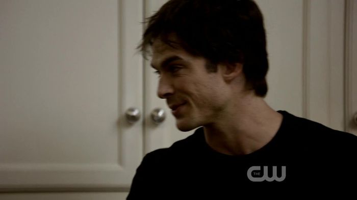 *stand in prag ; le imita* Ian e insuportabil lasa-ma cu ala..; ;; Ce va mai place barfa of of=))
