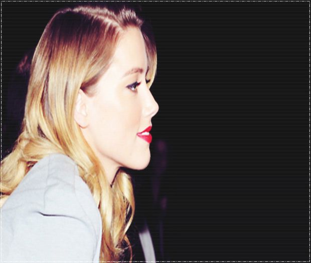 ✌↘;.wιɴcнeѕтer;. Da, deja știu de mult..îl va chema Dylan :3 =))) #se uită la bebe și zâmbește.