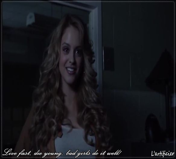 》Try harder... ca tot pe Derek il am in minte;< =))))) *isi pune capul pe umarul lui*