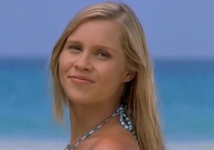 26 - club claire holt