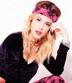 imgres - martina stoessel 2014