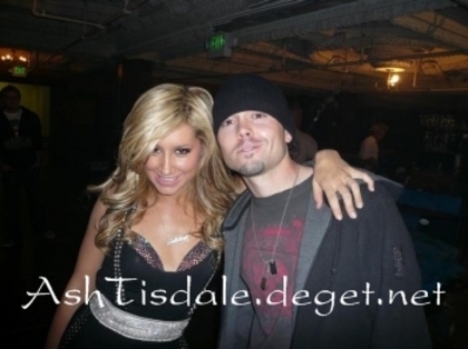2z8ur7m - Ashley Tisdale