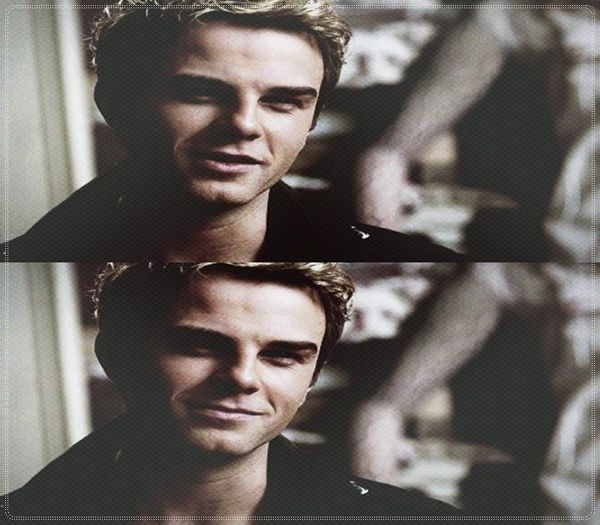 ;; clk *infige tacul unde era tyler ingropat*Ce faceti?=))))) *se pune pe fotoliu si sta cu gura; deschisa sa-l ninga*
