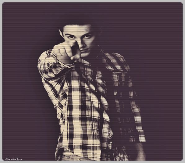 ▬ ❝|iese din zapada| Poate o scot pe #Esther din scorbura si`o pun pe tine...#bonnie + [cl]; Eu nu fac nimic interesant... Tu?...#kol
