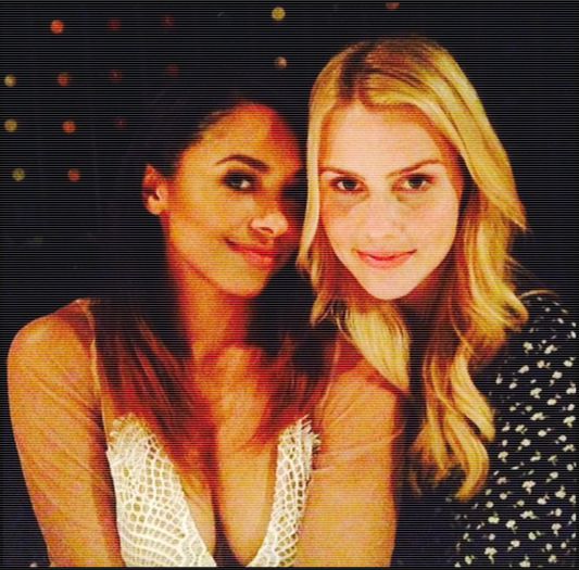 ↘ ;-click- Bine, deci pot să te îngrop în zăpadă când vreau ;) #tyler.; #se încruntă şi râde. N-am o baghetuţă magică. :))#Kol
