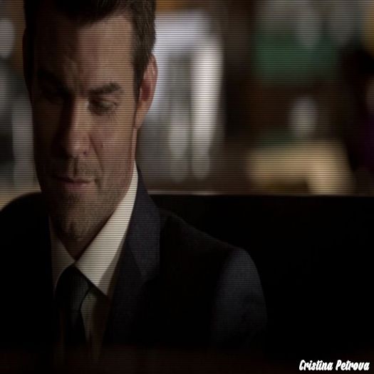 ➹❛ЯΛÐłØΛϾTłVƐ❜☂ *îi sucește gâtul și o pune pe canapea* Îmi place să fac asta. CL; Cine e următorul ??? #Erica ; Și eu am reușit să sucesc un gât B-) #New-Derek ; Eh, e noua mea ocupație. #Fane
