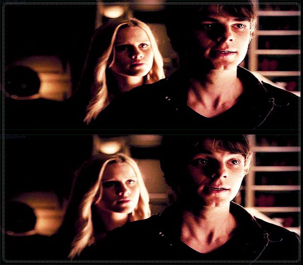 ;; *coboara aranjandu-si cravata*Astazi vreau sa citesc Ana Karenina, o avem in biblioteca?