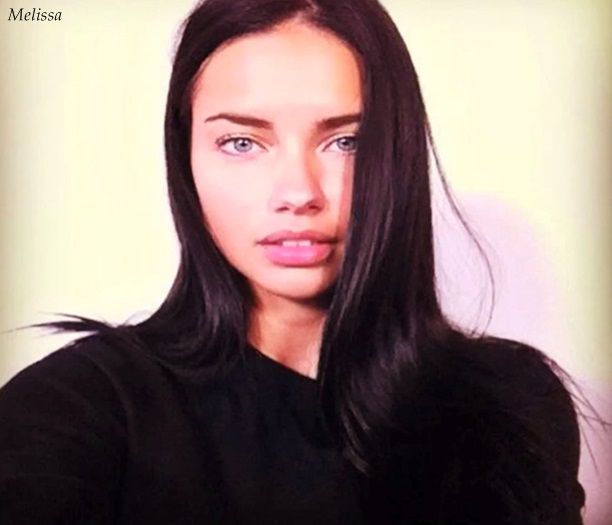 - Multumesc,Adriana. *ma uit in jur*Stiu ca nu ne cunoastem deloc dar masina e stricata si,cl; sincer ma sperie imprejurimile noapte asa ca pot *prelungesc putin*stii tu :))#Kol
