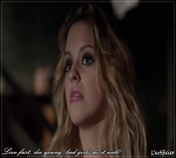 》clk De ce vorbesti asa *se uita la el* Ceva e ciudat la tine, erai; asa de cumsecade, esti asa ca te-ai despartit de Derek? #Ilie=)))) + Buna, Adriana...eu sunt Erica ;o3.
