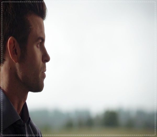 ;; *deschide borcanul si arunca ce e in el pe TOATE clatitele* E JELEU :p #fane.