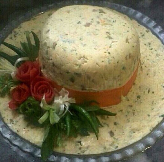 Salata palarie 1 - Idei de aranjare a platourilor pentru  mese festive si ocazii speciale