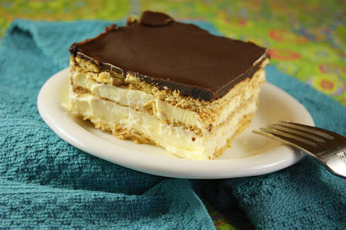 prajitura simpla cu biscuiti si ciocolata