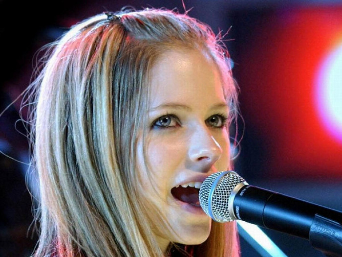 1 - Avril Lavigne