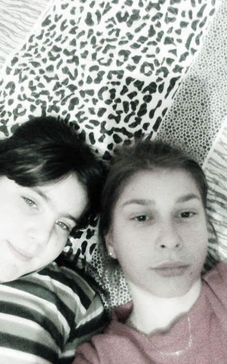 Eu cu Adelina - EU - With my friend