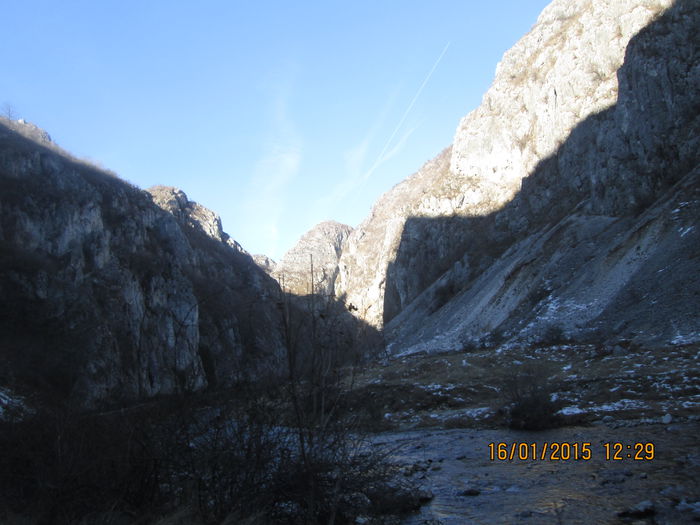 IMG_0063 - Valea Sohodolului in ianuarie 2015