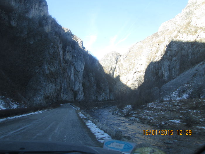 IMG_0065 - Valea Sohodolului in ianuarie 2015