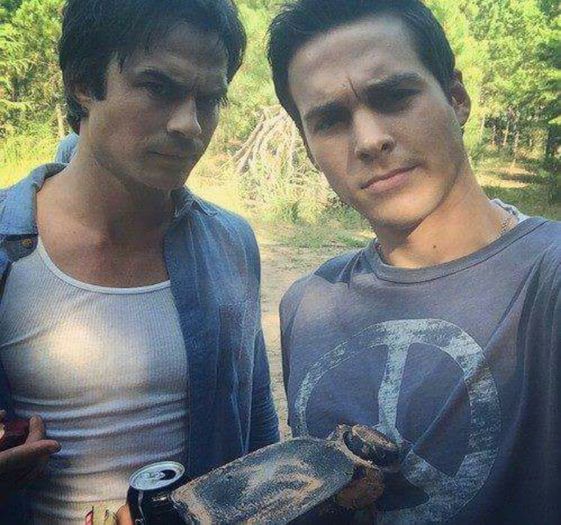 ❤;. vrei sa îți dau foc mwaaaaă ?#adriana+click; As vrea o noapte fierbinteeee =)))))#erica
