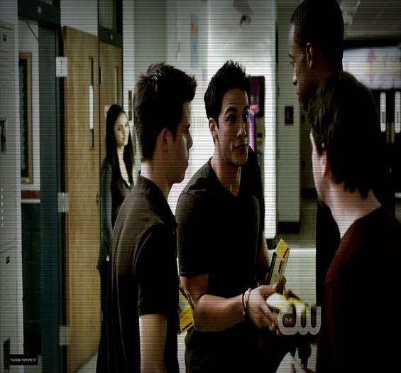 ▬ ❝Mie imi plac budigaii tai ;> #fane[=))) + A trecut perioada de [cl]; doliu, poti sa spui orice... Si las ca te ating eu sensibil...|isi pune mana la ea pe c;;;r|#freya[=))))
