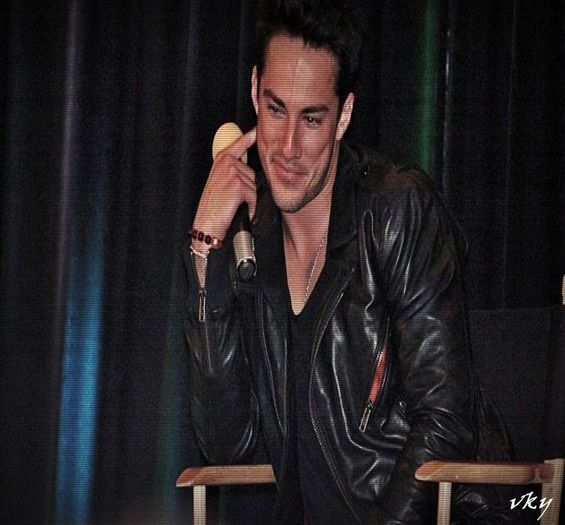 ▬ ❝Ce coincidenta... Peste o saptamana aproape e ziua mea...#fane[=))) + [cl] - here - episode 41 - done