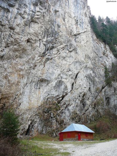10589_17296_14 - 65-Locuri de vizitat