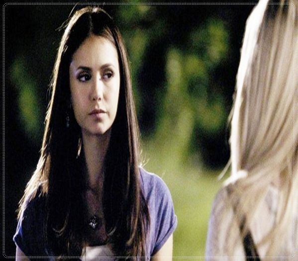 》clk *se uita la niste tigai si aproape ca era sa ia una din raft si s-o loveasca de la; sperietura; se intoarce cu fata spre ea* Oh... Ely tu erai *rade* Pai am cumparat cate ceva, tu? *impinge carutu plin cu de toate la casa de marcat*
