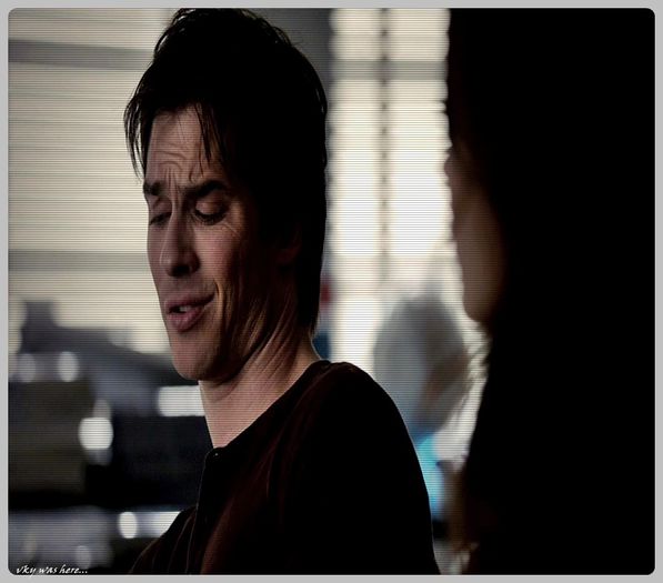 ▬ ❝Eu nu va cunosc...#all |se duce la poarta de la vila|[=))))