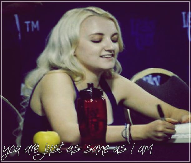 - presupun că o să îmi ţii de cald. ¤dă din umeri¤ of, urât aşa.