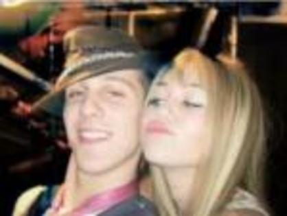 m191 - Miley Cyrus