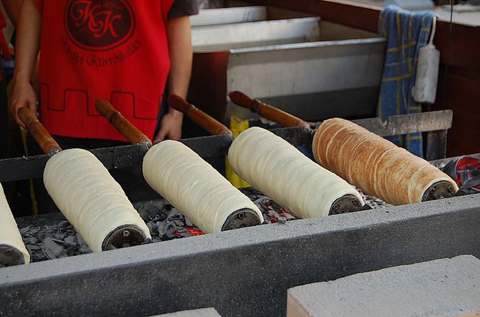 163627-960x720-kuertoeskalacs-ungarischer-baumkuchen