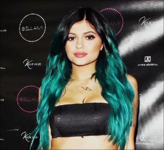 ∆▽■□ .nɒϱɿom ɒnin ♔♥●✿. [#intra`n bloc cu o mata`n brate, mangaie mata .