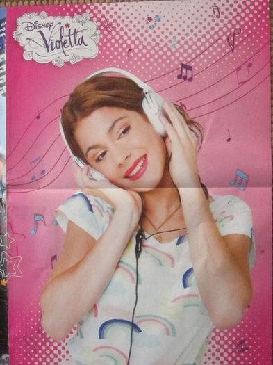 poster violetta; poster violetta sezon 1. scuzati ca sunt indoite
