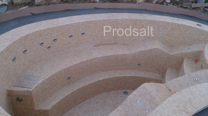 jacuzzi rezidential  de exterior din polistiren si mozaic - Jacuzzi de exterior SPA Rezidential