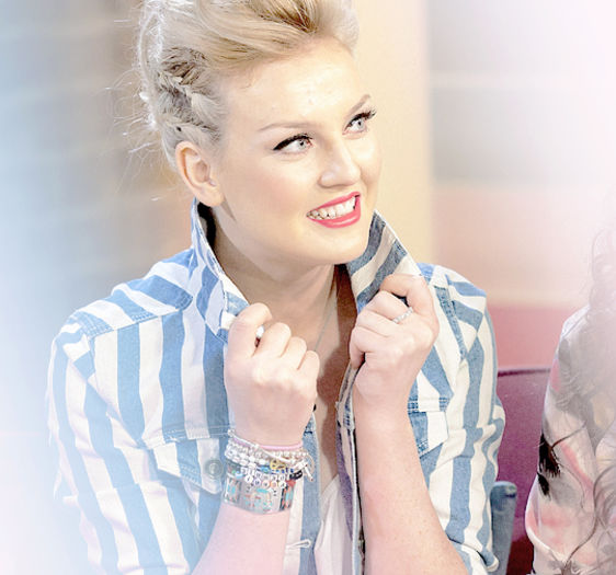 tumblr_ni6px3tyPB1shyxpdo2_540; perrie
