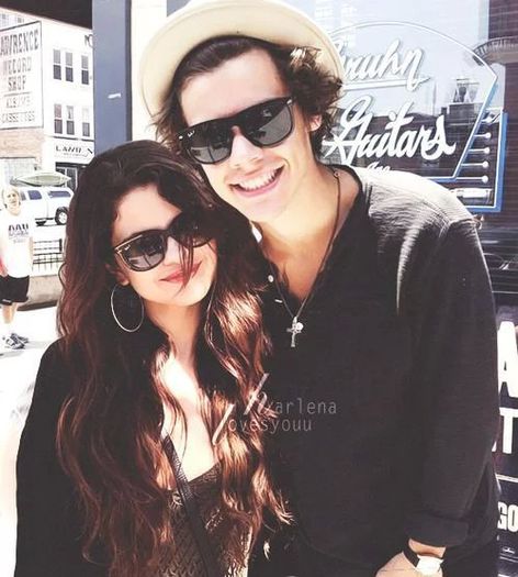 large (1) - girls and harry