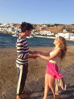 64913_599905833375609_397926521_n