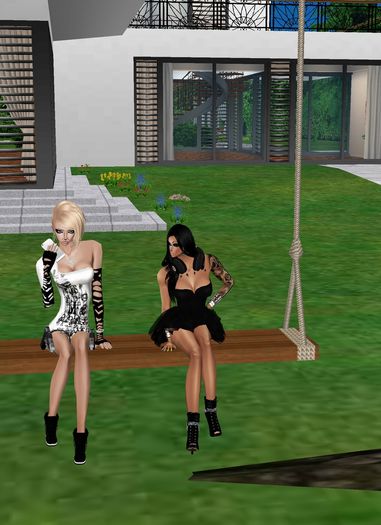 Cu Miriam :D - IMVU-Poze