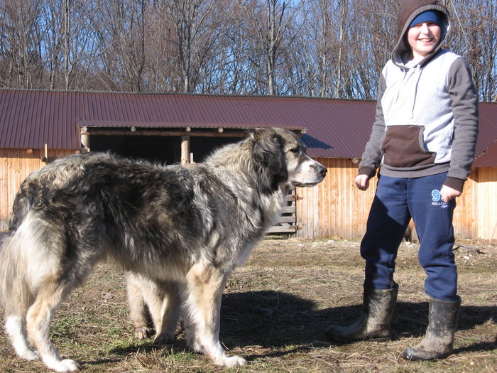 Pandur si stăpanul” Luca”